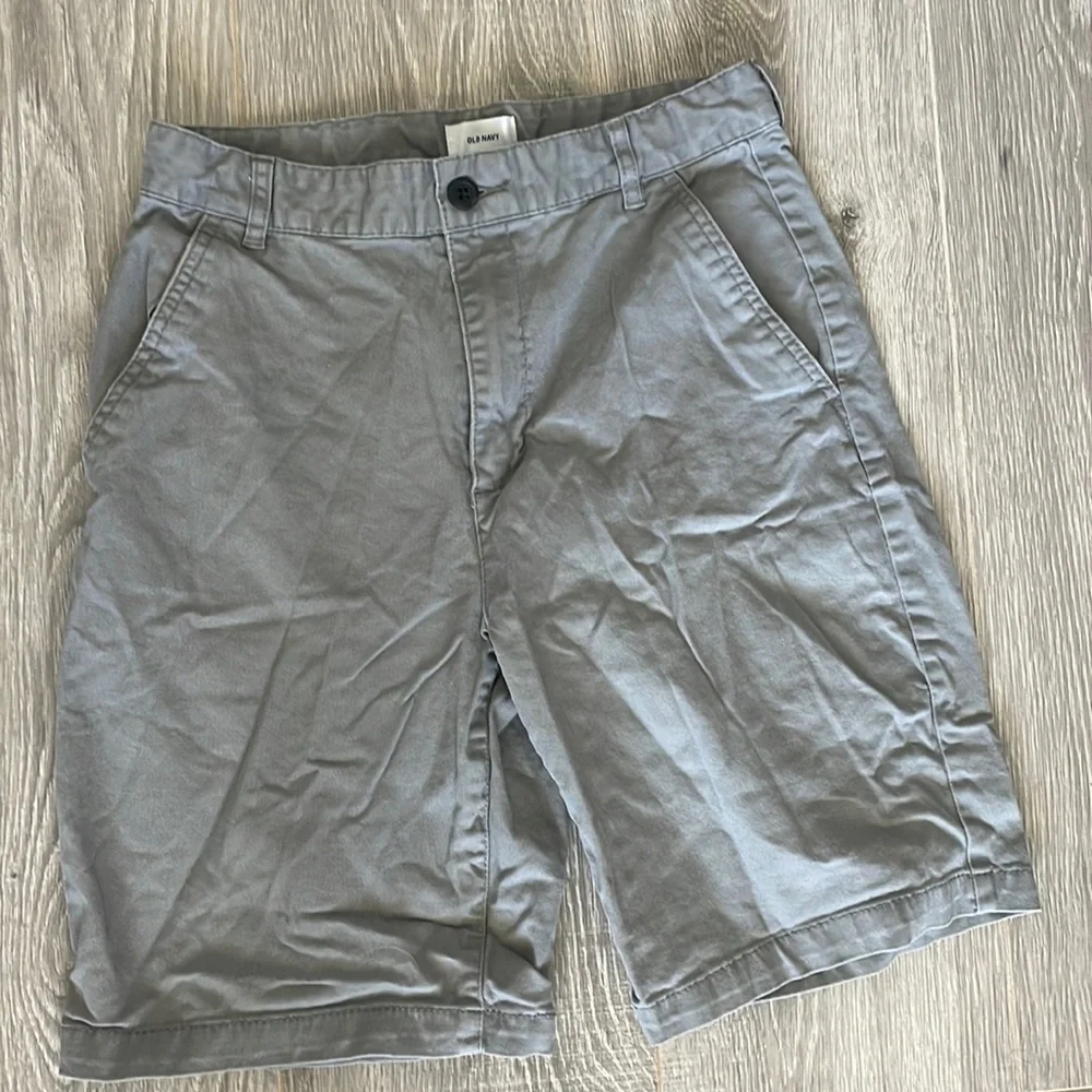Old Navy Shorts Gray Sz 16 EUC